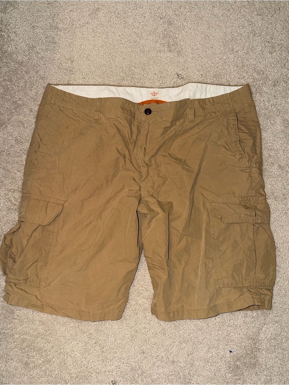 Dockers Men's Cargo Shorts in Khaki Brown